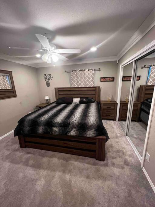 2 Bedroom Luxury Home.. Wooden Floors And Ceilings دالاس المظهر الخارجي الصورة
